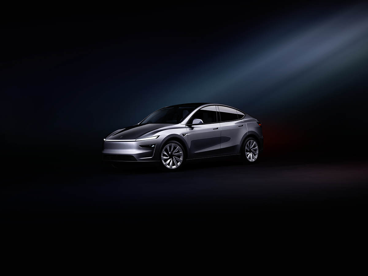 Quicksilver refreshed Tesla Model Y reference image from Tesla Japan